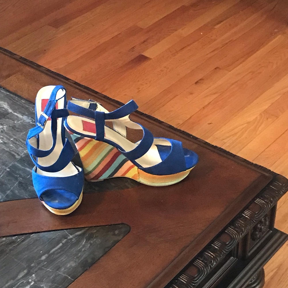 Royal blue wedge